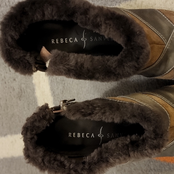 Rebeca Sanver Suede Heels - Picture 5 of 8